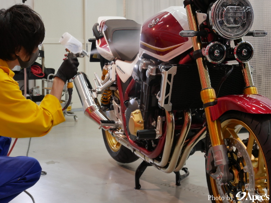 ホンダCB1300SF水手洗い洗車北関東栃木県群馬県茨城県埼玉県福島県輸入車カーコーティング専門店ピュアゴースト専門店バイクコーティング専門店車内クリーニング専門店 車レザーシートコーティング専門店ペイントプロテクションフィルム