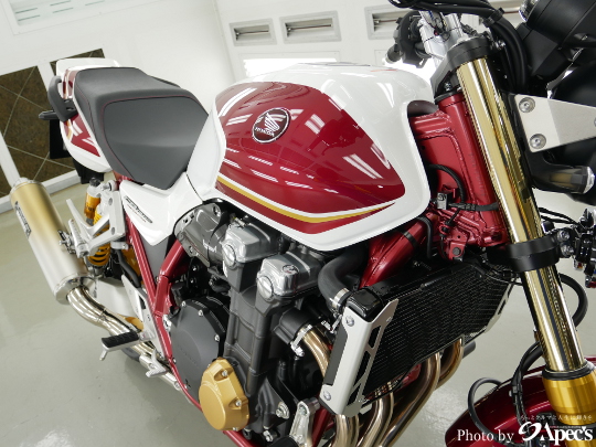 CB1300SFハンターカブ北関東栃木県群馬県茨城県埼玉県福島県輸入車カーコーティング専門店ピュアゴースト専門店バイクコーティング専門店車内クリーニング専門店車レザーシートコーティング専門店ペイントプロテクションフィルム純水手洗い洗車おすすめ洗車用品車を磨くための方法