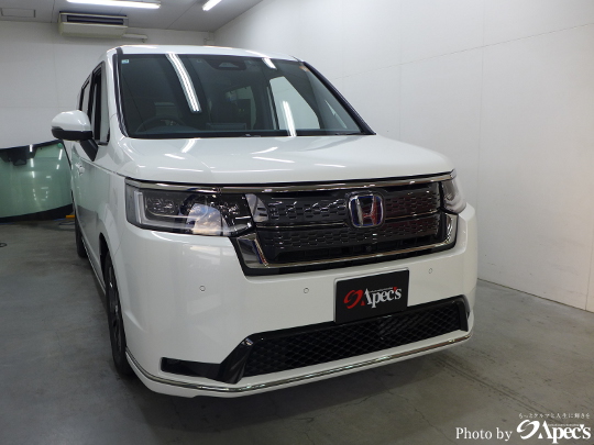 ホンダステップワゴン　断熱性カーフィルム施工