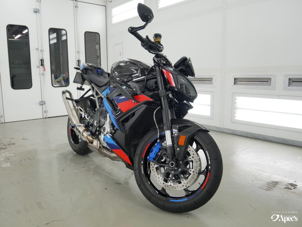 BMW M1000R　　バイクコーティング完了