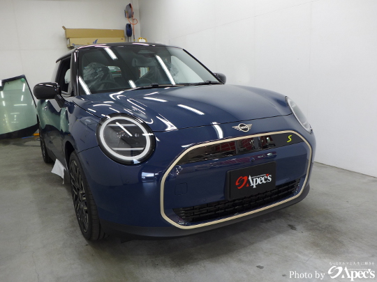 MINICOOPERS　断熱性カーフィルム施工