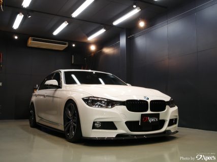 BMW 330i